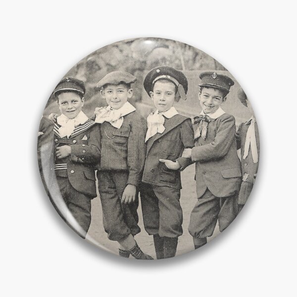 Artikelvorschau, Schuljungen in BRAGA, um 1900, Portugal entworfen und verkauft von MTD-Archives.