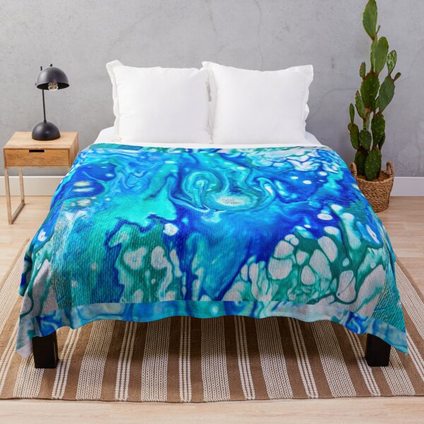 Aperçu de l'œuvre Magnifique coulée acrylique bleue créée et vendue par Giftables.