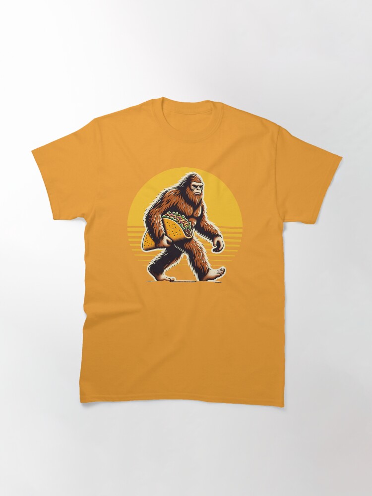 Sasquatch Taco Vintage Funny Bigfoot Lovers Cinco de Mayo Classic T-Shirt