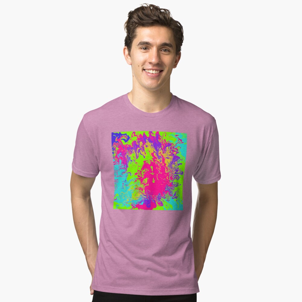 Artikel-Vorschau von Vintage T-Shirt, designt und verkauft von ArtKseniia.