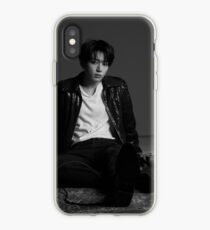Vinilo o funda para iPhone BTS Jungkook
