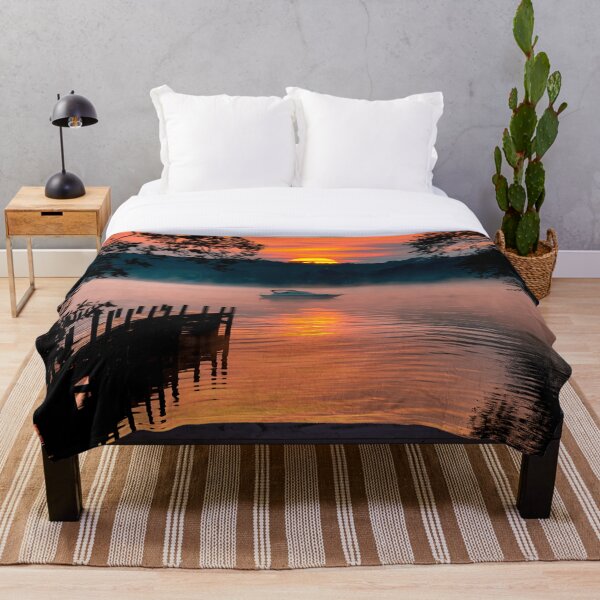 Item preview, Hora dorada en el lago designed and sold by Exodoi.
