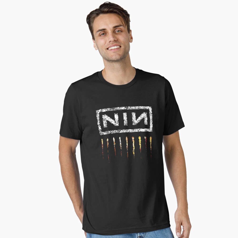 Vista previa del artículo con la obra «Camiseta esencial», diseñado y vendido por valeriweatson.