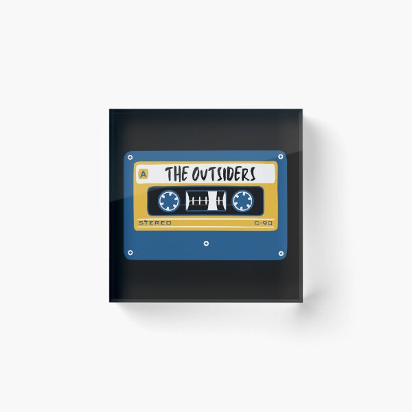 Artikelvorschau, Die Outsider-Kassette entworfen und verkauft von broadwaygirl142.