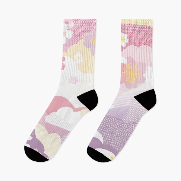 Artikelvorschau, Japanische Blumenwolken – zartes, florales Design entworfen und verkauft von Fab-Haven.
