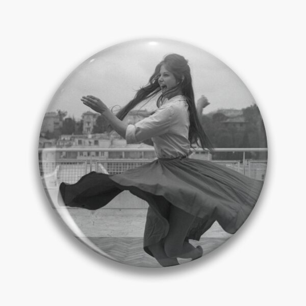 Artikelvorschau, Claudia Cardinale entworfen und verkauft von PeacefulHShop.