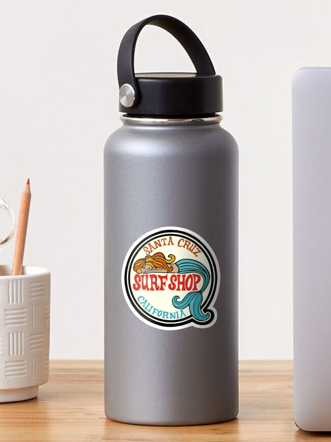 Aperçu 1 sur 3. Sticker avec l'œuvre Santa Cruz Surf Shop - Autocollant avec logo de sirène de surf vintage de Californie créée et vendue par Kludoman.