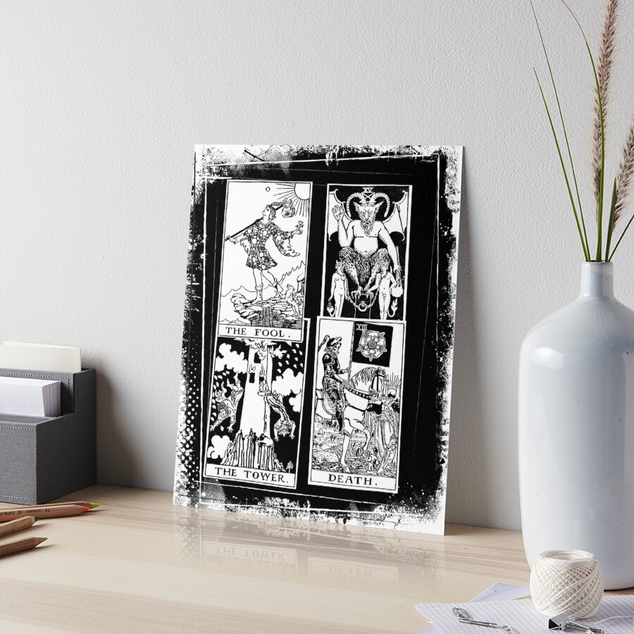 Tarot Grunge Black and White Rider Waite