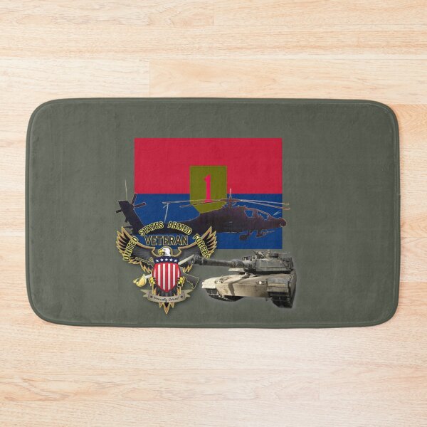 Aperçu de l'œuvre US ARMY battalions divisions regiments collection FIND YOURS créée et vendue par THE AMERICAN TEEVANGELIST.