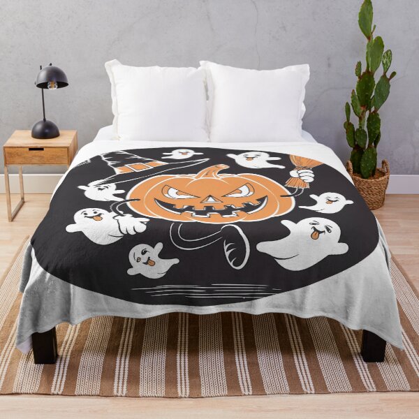 Item preview, Calabaza minimalista con fantasmas amigables: decoración divertida para Halloween designed and sold by BestChooseArt.
