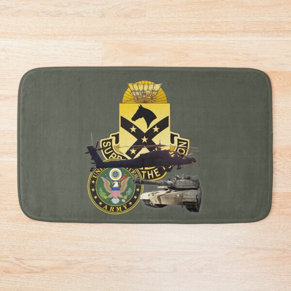Aperçu de l'œuvre US ARMY battalions divisions regiments collection FIND YOURS créée et vendue par THE AMERICAN TEEVANGELIST.
