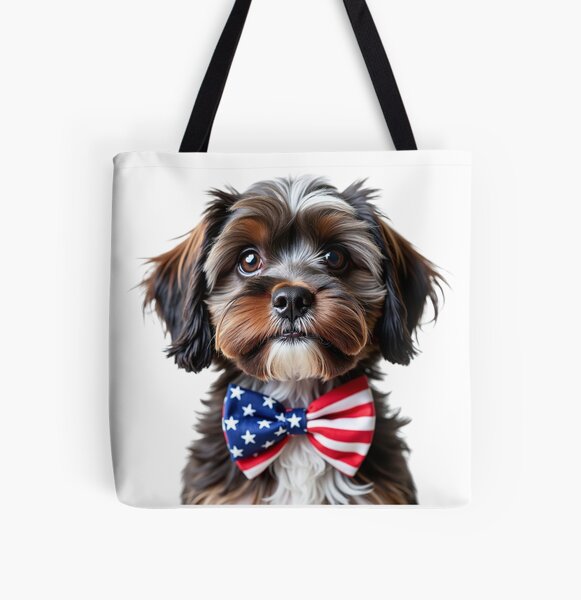 Aperçu de l'œuvre Chien havanais drôle et cool portant un nœud papillon avec le drapeau des États-Unis créée et vendue par LazyOwlStore.