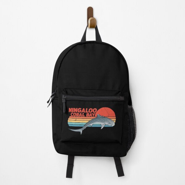 Artikelvorschau, Tigerhai Ningaloo Coral Bay entworfen und verkauft von NicGrayGraphic.