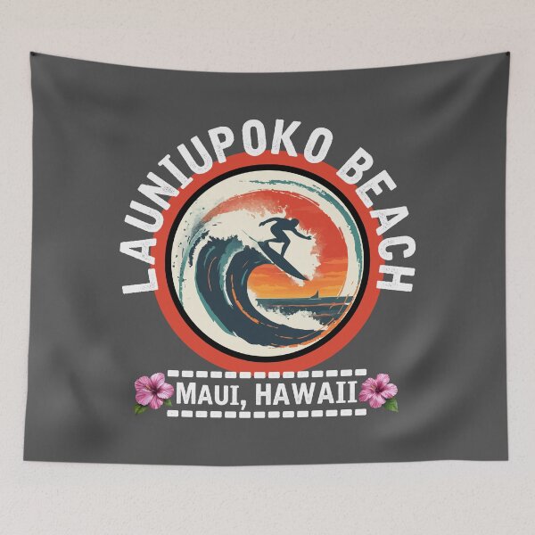 Artikelvorschau, Launiupoko Beach – Maui Hawaii (mit weißer Schrift) entworfen und verkauft von VelvetRoom.