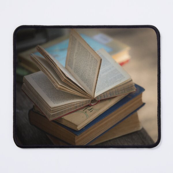Artikelvorschau, Magisches offenes Buch entworfen und verkauft von katevernaphoto.