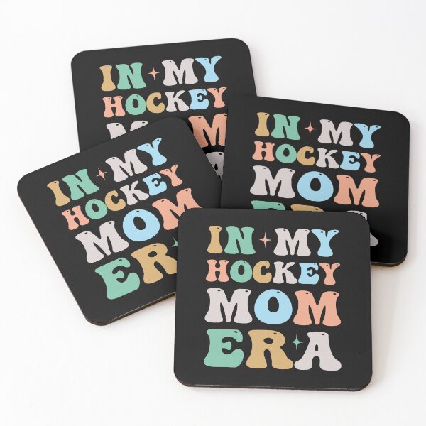 Artikelvorschau, In meiner Hockey-Mom-Ära Groovy Retro entworfen und verkauft von WhistleCloset.