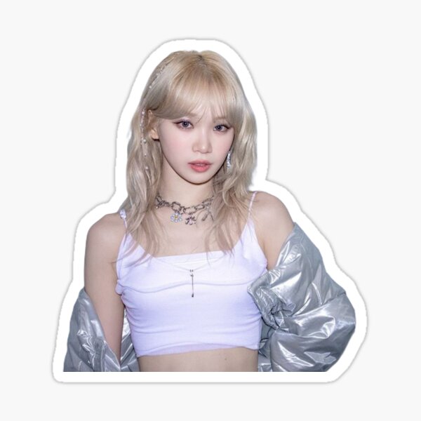 Artikel-Vorschau von Kim Chaewon blond, designt und verkauft von EvelinaFah.