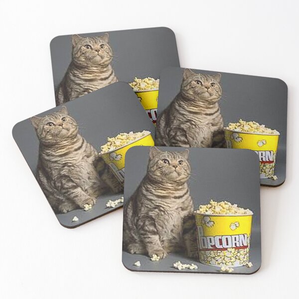 Artikelvorschau, Kitty Movie Night Cats Love Popcorn - Popcorn Meme - Perfekt für Filmliebhaber und Snack-Enthusiasten entworfen und verkauft von Earth Nature Creations.