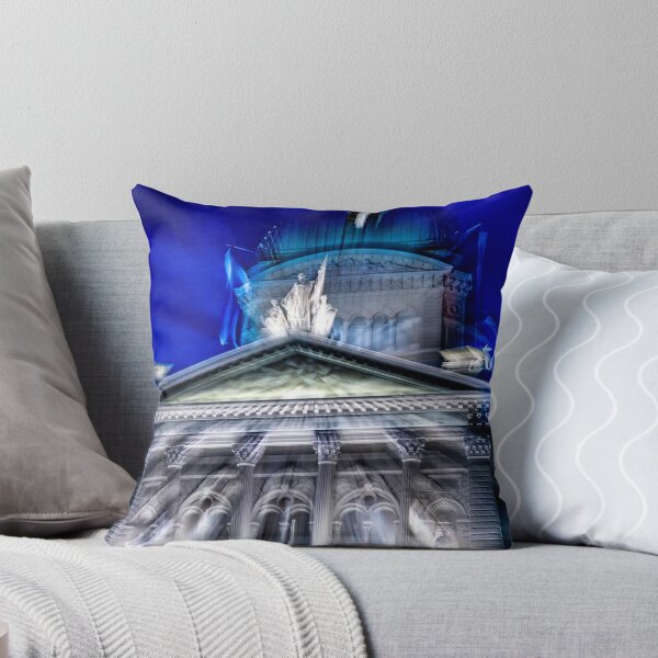 Item preview, Hermoso edificio del Parlamento iluminado, el Bundeshaus o Palacio Federal designed and sold by Mats Silvan.