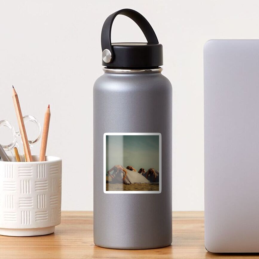 Vista previa del artículo con la obra «Pegatina brillante», diseñado y vendido por Jhevva.