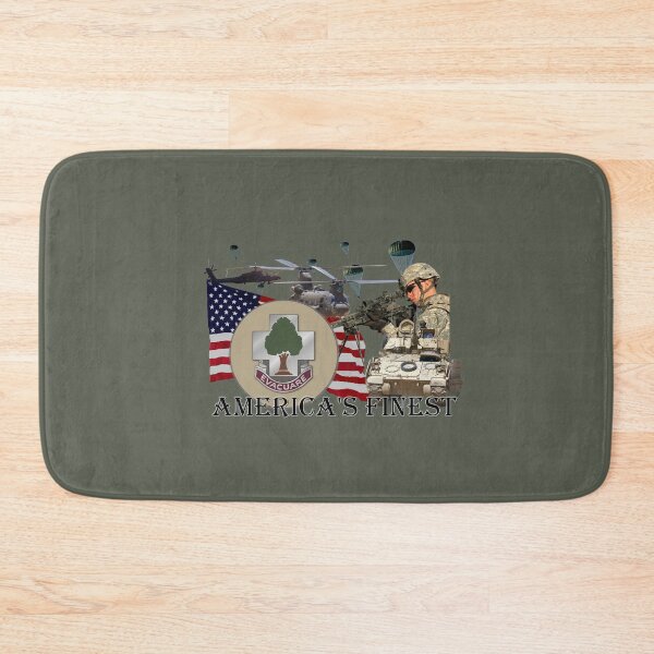 Artikelvorschau, US ARMY battalions divisions regiments installions base hq collection FIND YOURS entworfen und verkauft von THE AMERICAN TEEVANGELIST.