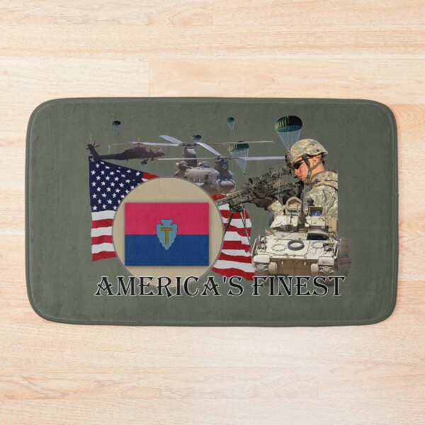 Artikelvorschau, US ARMY battalions divisions regiments installions base hq collection FIND YOURS entworfen und verkauft von THE AMERICAN TEEVANGELIST.