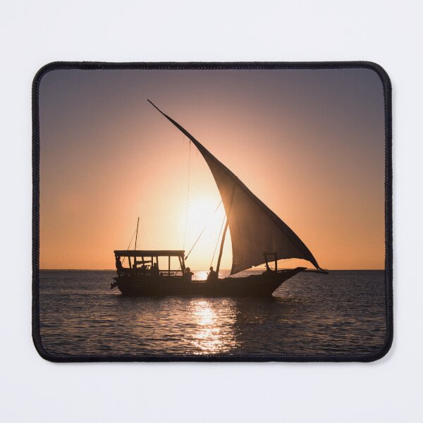 Artikelvorschau, Segelboot bei Sonnenuntergang entworfen und verkauft von Pascal-F.