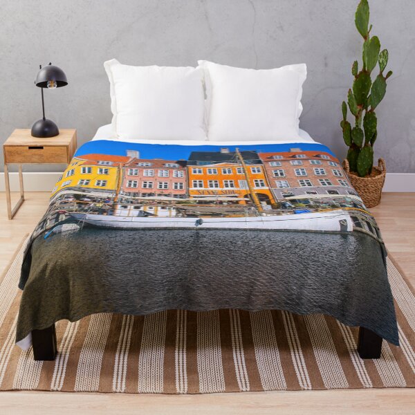 Item preview, Casas Coloridas, Nyhavn, Copenhague Dinamarca designed and sold by Martyn R Arnold Fine Art Nature & Landscape Photography.