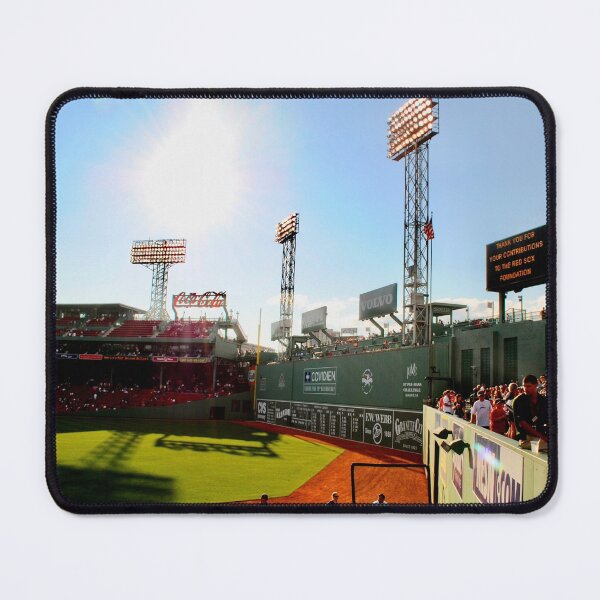 Aperçu de l'œuvre Monstre vert au Fenway Park - Boston créée et vendue par vozzaphoto.
