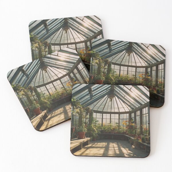Artikelvorschau, Whispers of Green in the Glasshouse Garden entworfen und verkauft von BlareBlare.