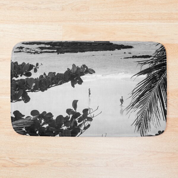 Item preview, Woman on the beach designed and sold by felipequeiroz.