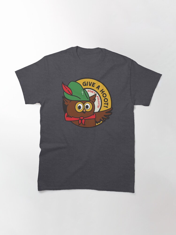 Imagen 3 de 7, Camiseta clásica con la obra ¡Dale un grito, búho Woodsy!, diseñada y vendida por TonySpencer.
