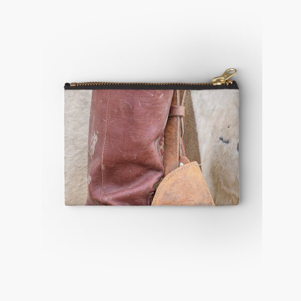 Artikelvorschau, Stiefel eines patagonischen Gauchos entworfen und verkauft von PhotoArt by Joan Carroll.