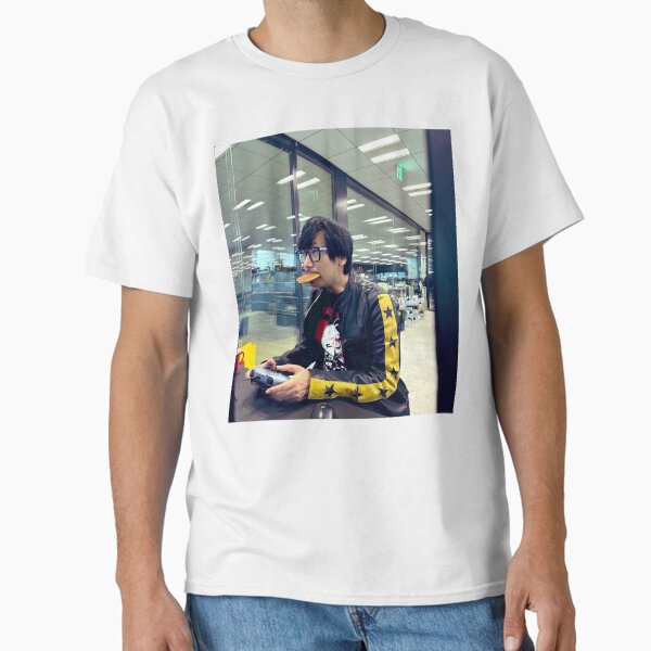 Vista previa del artículo con la obra «Panqueque de Hideo Kojima», diseñado y vendido por Zip 56k.