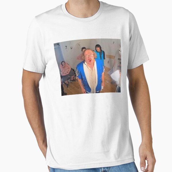 FISHTANK Essential T-Shirt