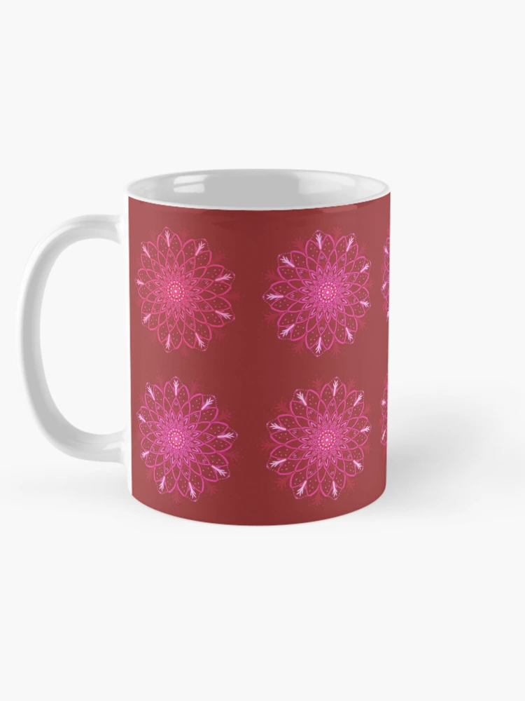 Aperçu 5 sur 6. Mug à café avec l'œuvre Mandala Rustique - En ligne / Rouges créée et vendue par Studio Variatio.