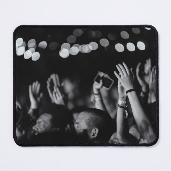 Item preview, applause during festival designed and sold by Ronenvief.
