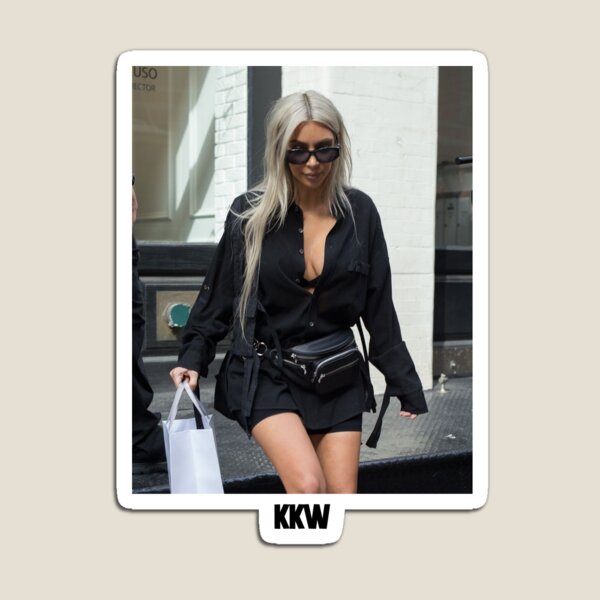 Aperçu de l'œuvre Kim Kardashian KKW 5 créée et vendue par scultura.