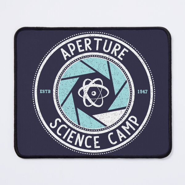 Aperçu de l'œuvre Camp Aperture Science créée et vendue par piercek26.