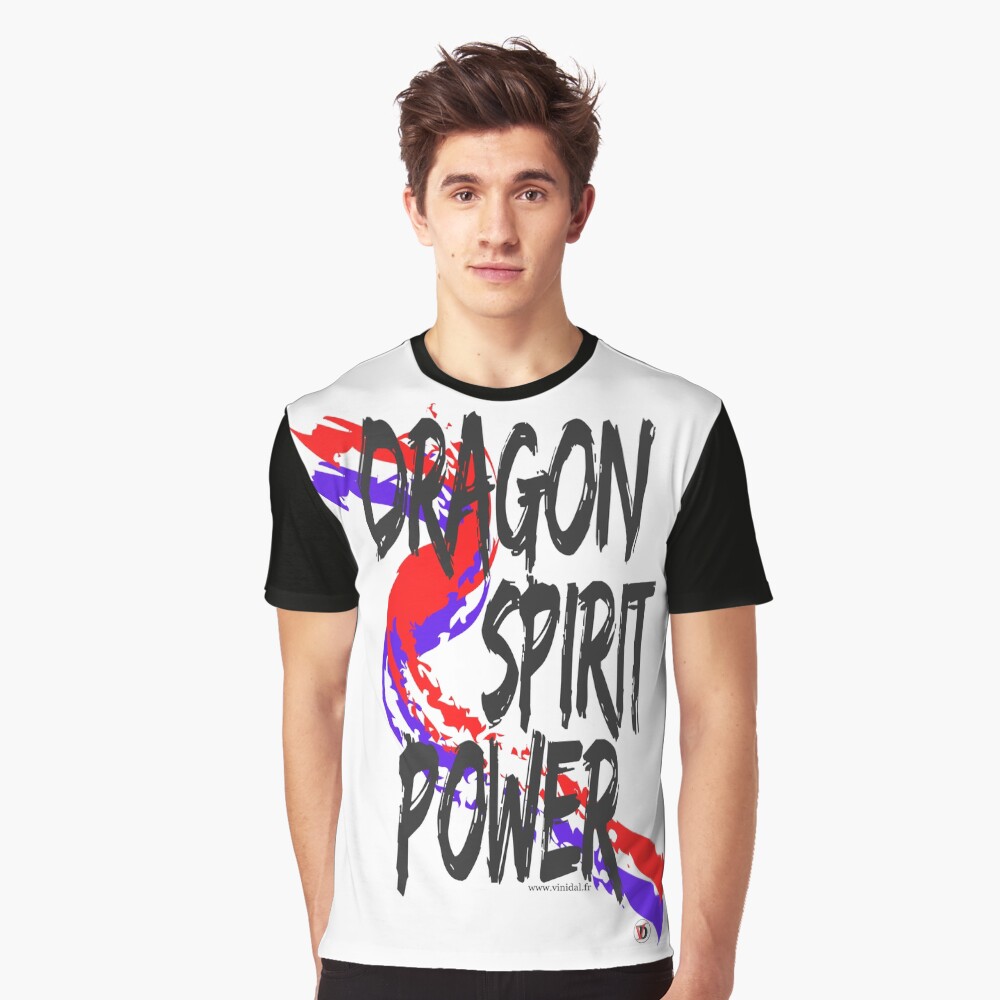Aperçu de l'œuvre T-shirt graphique créée et vendue par Vinidal.