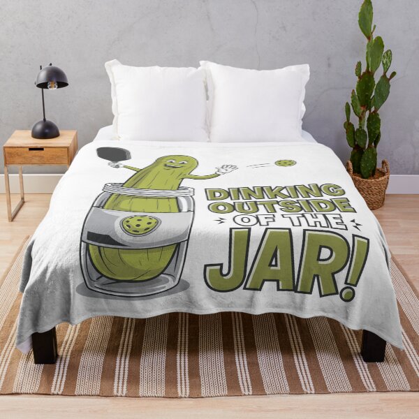 Artikelvorschau, Außerhalb des Glases essen! Pickleball Pickle Cartoon entworfen und verkauft von JPees.