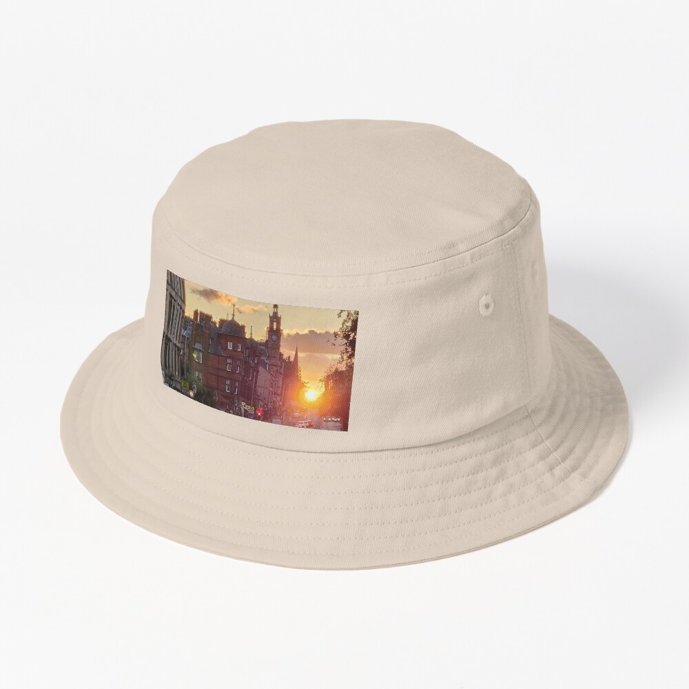 Vista previa del artículo con la obra «Gorro de pescador», diseñado y vendido por Jhevva.