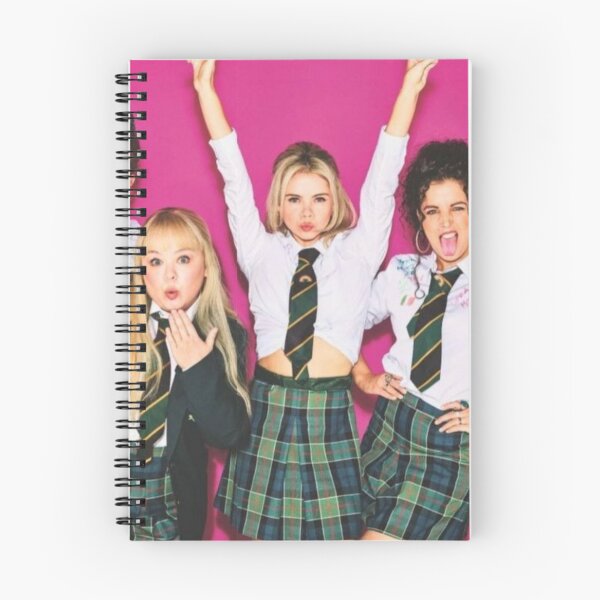 Artikelvorschau, Derry Girls-Fanalbum-Poster entworfen und verkauft von Mowgv.