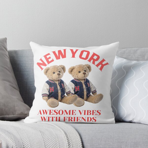 Artikelvorschau, Zwei coole Teddybären in New Yorker Collegejacken | Fun Vibes with Friends Design entworfen und verkauft von Colorful-Garden.