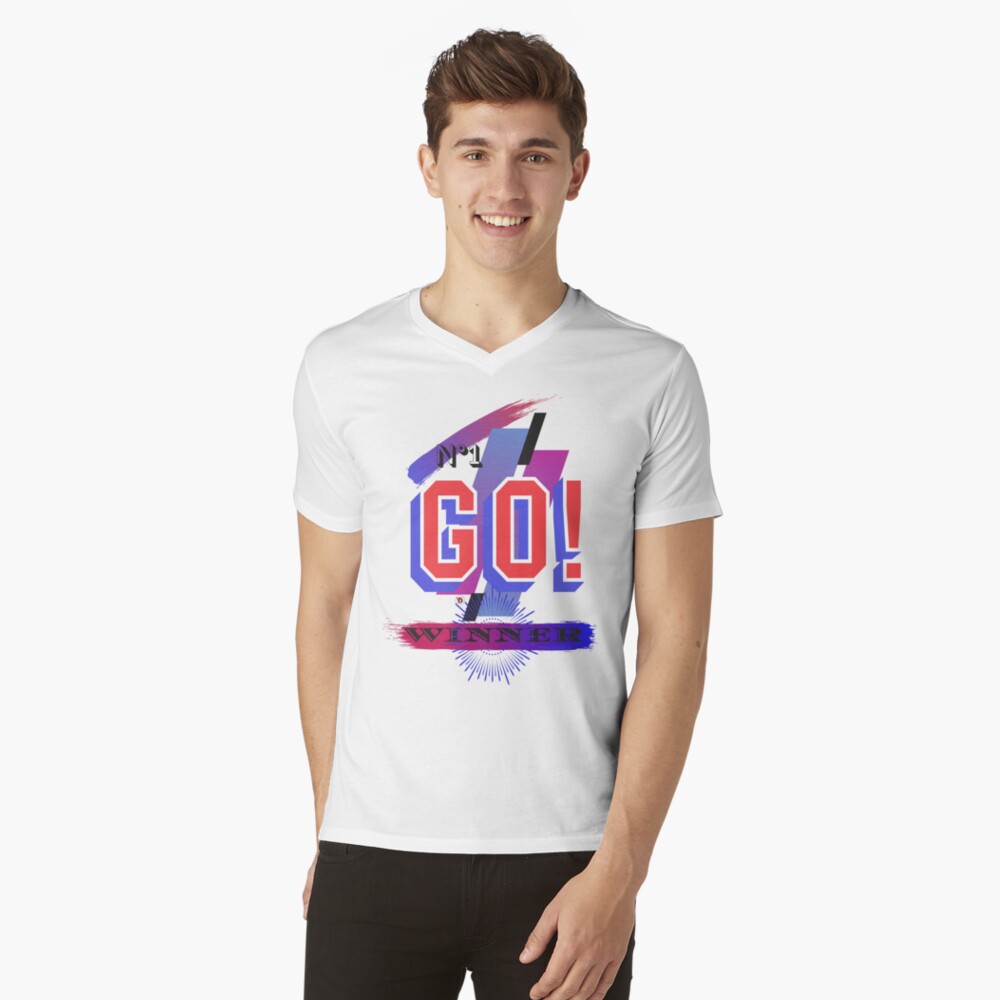 Aperçu de l'œuvre T-shirt col V créée et vendue par Vinidal.