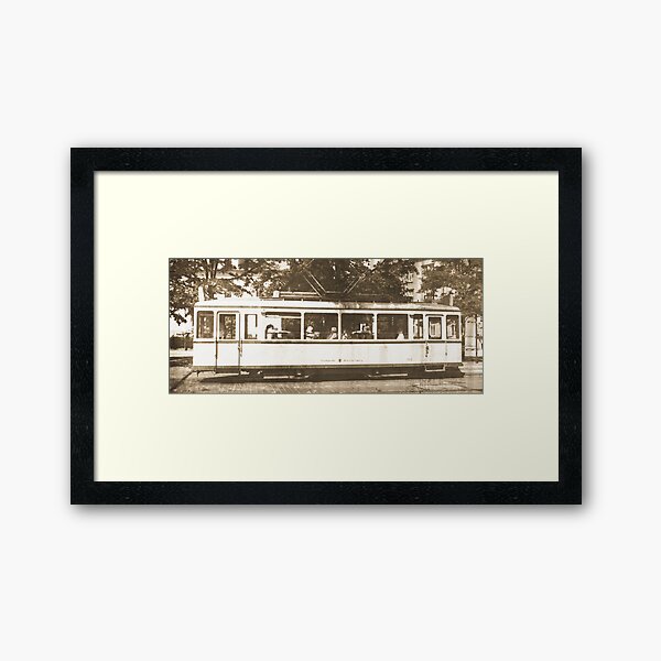 Aperçu de l'œuvre Vieux tramway allemand 30s créée et vendue par Basti09.