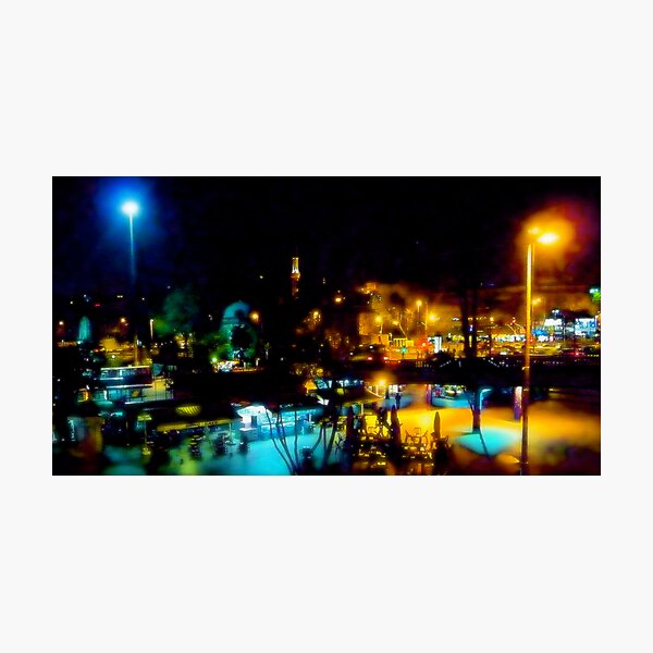 Vista previa del artículo con la obra «Blue & Orange Night.», diseñado y vendido por Ron Marton.