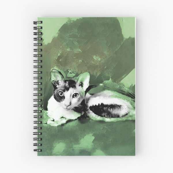 Artikelvorschau, Olivgrün, Braun, Farngrün und Staubgrün Cornish-Rex in Blättern und Gras entworfen und verkauft von Most1234.