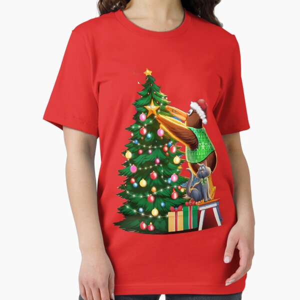 Kiwi in London hanging Christmas decorations on the Christmas Tree 3 Essential T-Shirt
