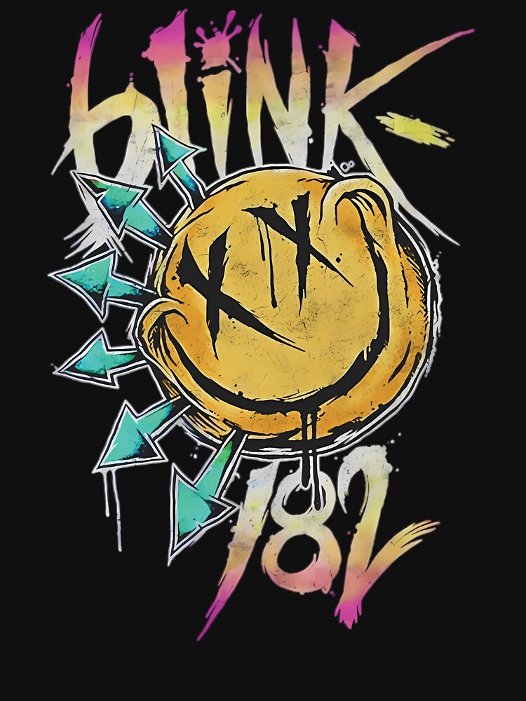 Aperçu 7 sur 7. T-shirt essentiel avec l'œuvre Concert du groupe Blinks 182 créée et vendue par FusionVisions.